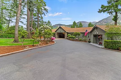 4990 Rogue River Highway, Grants Pass, OR 97527 - Photo 3
