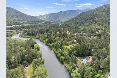 4990 Rogue River Highway, Grants Pass, OR 97527 - Photo 59