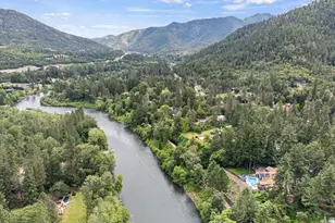 4990 Rogue River Hwy, Grants Pass, OR 97527 - Photo 59