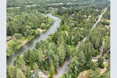 4990 Rogue River Highway, Grants Pass, OR 97527 - Photo 7