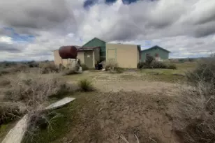 61371 Five Acre Rd, Christmas Valley, OR 97641 - Photo 17