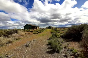 61371 Five Acre Rd, Christmas Valley, OR 97641 - Photo 13