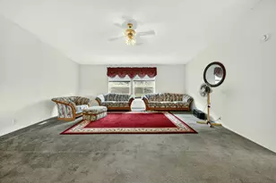 1374 W Linn Rd, Eagle Point, OR 97524 - Photo 19