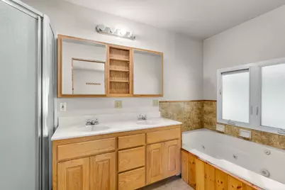 18142 Highway 58, Crescent Lake, OR 97733 - Photo 23