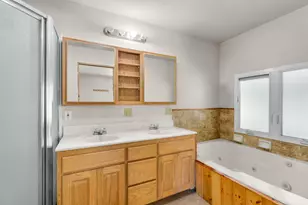 18142 Hwy 58, Crescent Lake, OR 97733 - Photo 23