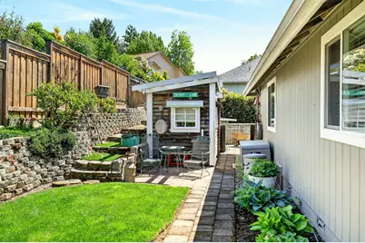 1380 Forestview Drive, Grants Pass, OR 97527 - Photo 43