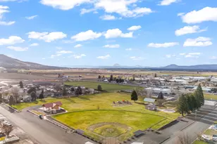 405 E D St, Culver, OR 97734 - Photo 45