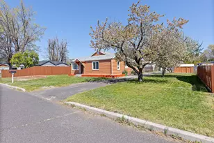 756 NW Fairmont St, Prineville, OR 97754 - Photo 21
