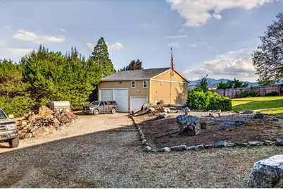 2244 Hillside Drive, Medford, OR 97502 - Photo 3