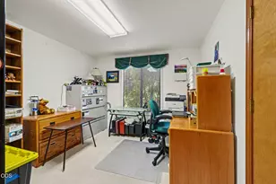 2244 Hillside Dr, Medford, OR 97502 - Photo 19
