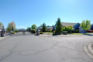 108 Sandridge Way, Eagle Point, OR 97524 - Photo 15