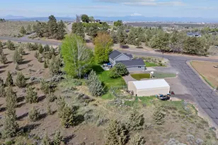2045 NE Camas Ln, Madras, OR 97741 - Photo 39