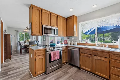 2045 NE Camas Lane, Madras, OR 97741 - Photo 11