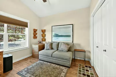 1099 N Haskell Street, Central Point, OR 97502 - Photo 15