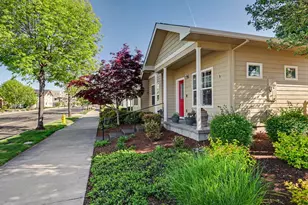 1099 N Haskell St, Central Point, OR 97502 - Photo 23