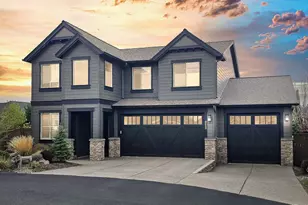 61072 Manhae Loop, Bend, OR 97702 - Photo 1