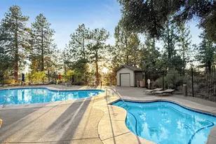 61072 Manhae Loop, Bend, OR 97702 - Photo 59