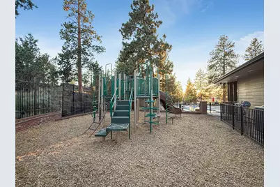 61072 Manhae Loop, Bend, OR 97702 - Photo 61