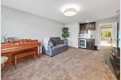 61072 Manhae Loop, Bend, OR 97702 - Photo 31