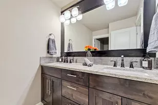 61072 Manhae Loop, Bend, OR 97702 - Photo 35
