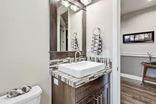 61072 Manhae Loop, Bend, OR 97702 - Photo 17