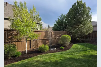 61072 Manhae Loop, Bend, OR 97702 - Photo 41