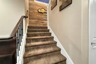 61072 Manhae Loop, Bend, OR 97702 - Photo 17