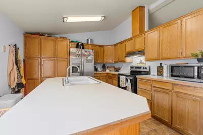 605 SE Kinkade Road, Madras, OR 97741 - Photo 11