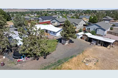 605 SE Kinkade Road, Madras, OR 97741 - Photo 41