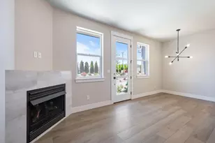 20518 NE Empire Ave, Bend, OR 97701 - Photo 3