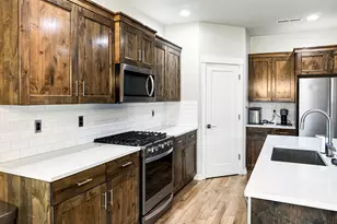1056 NE Henry Dr, Prineville, OR 97754 - Photo 13