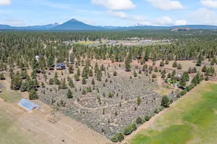 69343 Hinkle Butte Dr, Sisters, OR 97759 - Photo 23