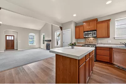 2716 NE Rosemary Drive, Bend, OR 97701 - Photo 3