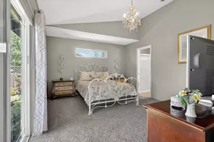 102 SW Pintail Ct, Grants Pass, OR 97527 - Photo 17
