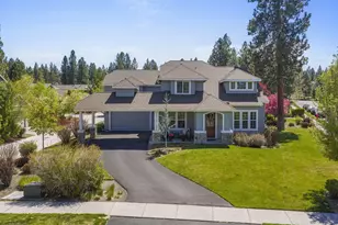 19527 Mirror Lake Pl, Bend, OR 97702 - Photo 3