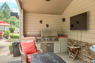 191 Spring Mountain Rd, Grants Pass, OR 97526 - Photo 89