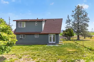 8029 Hwy 66, Klamath Falls, OR 97601 - Photo 13