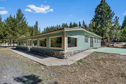 18142 Highway 58, Crescent Lake, OR 97733 - Photo 9