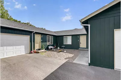 1232 W Harbeck Road, Grants Pass, OR 97527 - Photo 1