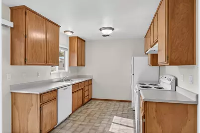 1232 W Harbeck Road, Grants Pass, OR 97527 - Photo 13