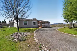 2586 Meadowview Dr, Chiloquin, OR 97624 - Photo 3