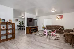 440 Orr Dr, Central Point, OR 97502 - Photo 9