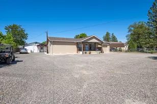 440 Orr Dr, Central Point, OR 97502 - Photo 31