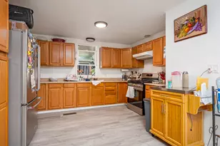 440 Orr Dr, Central Point, OR 97502 - Photo 3