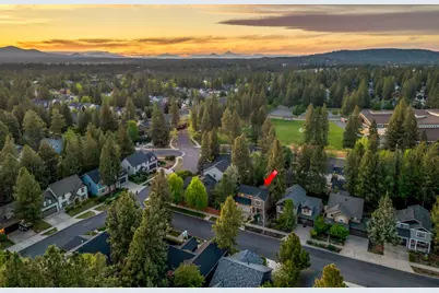 19824 Copernicus Avenue, Bend, OR 97702 - Photo 33