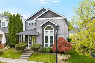 1019 Rustler Peak St, Medford, OR 97502 - Photo 1