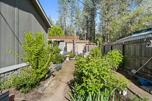594 Detrick Dr, Grants Pass, OR 97527 - Photo 23