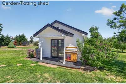 670 Old Stage Road, Central Point, OR 97502 - Photo 37