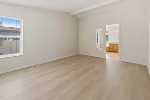 20781 Livengood Way, Bend, OR 97701 - Photo 23