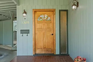 1320 NW Prospect Ave, Grants Pass, OR 97526 - Photo 21